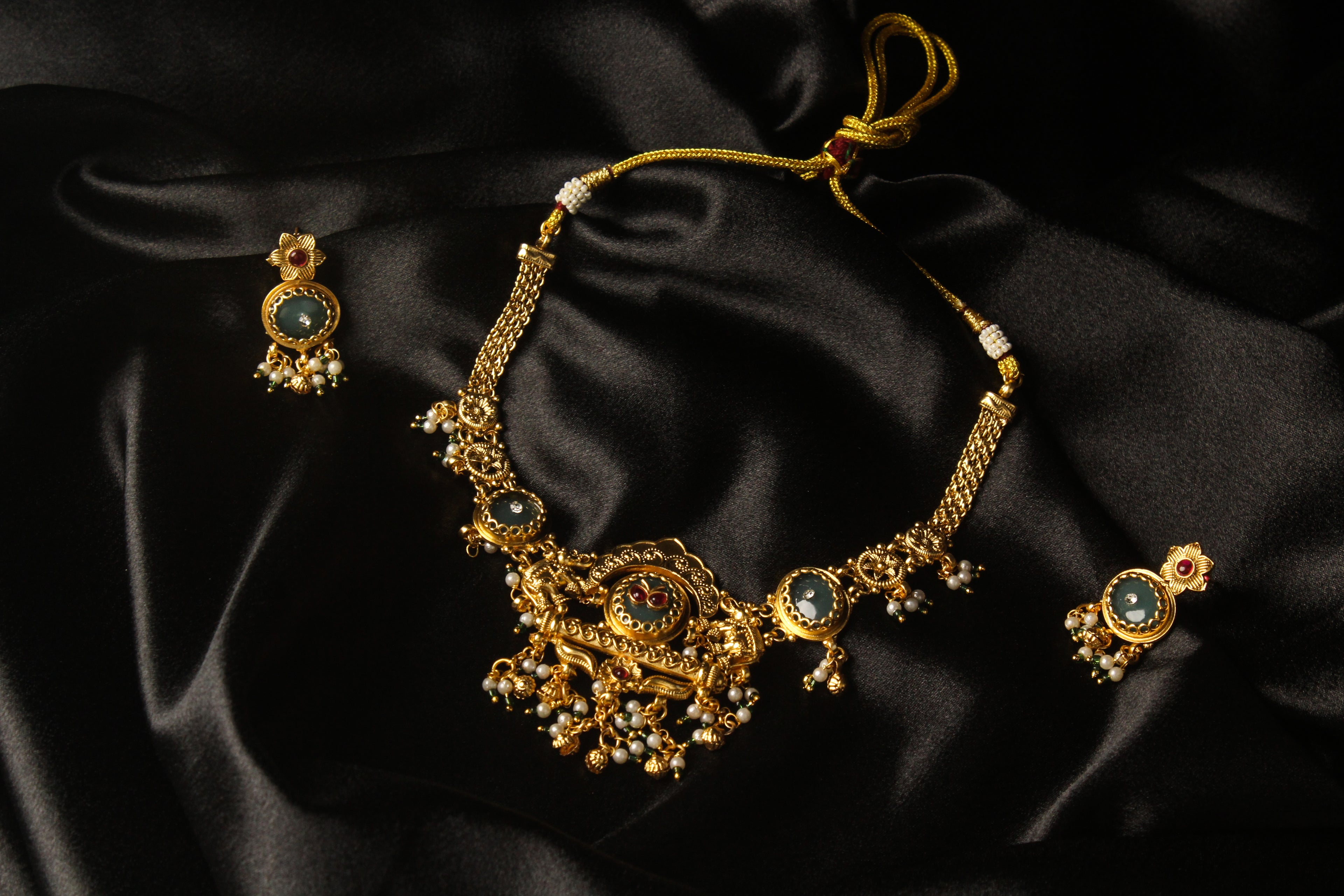 HERITAGE CHOKER SET