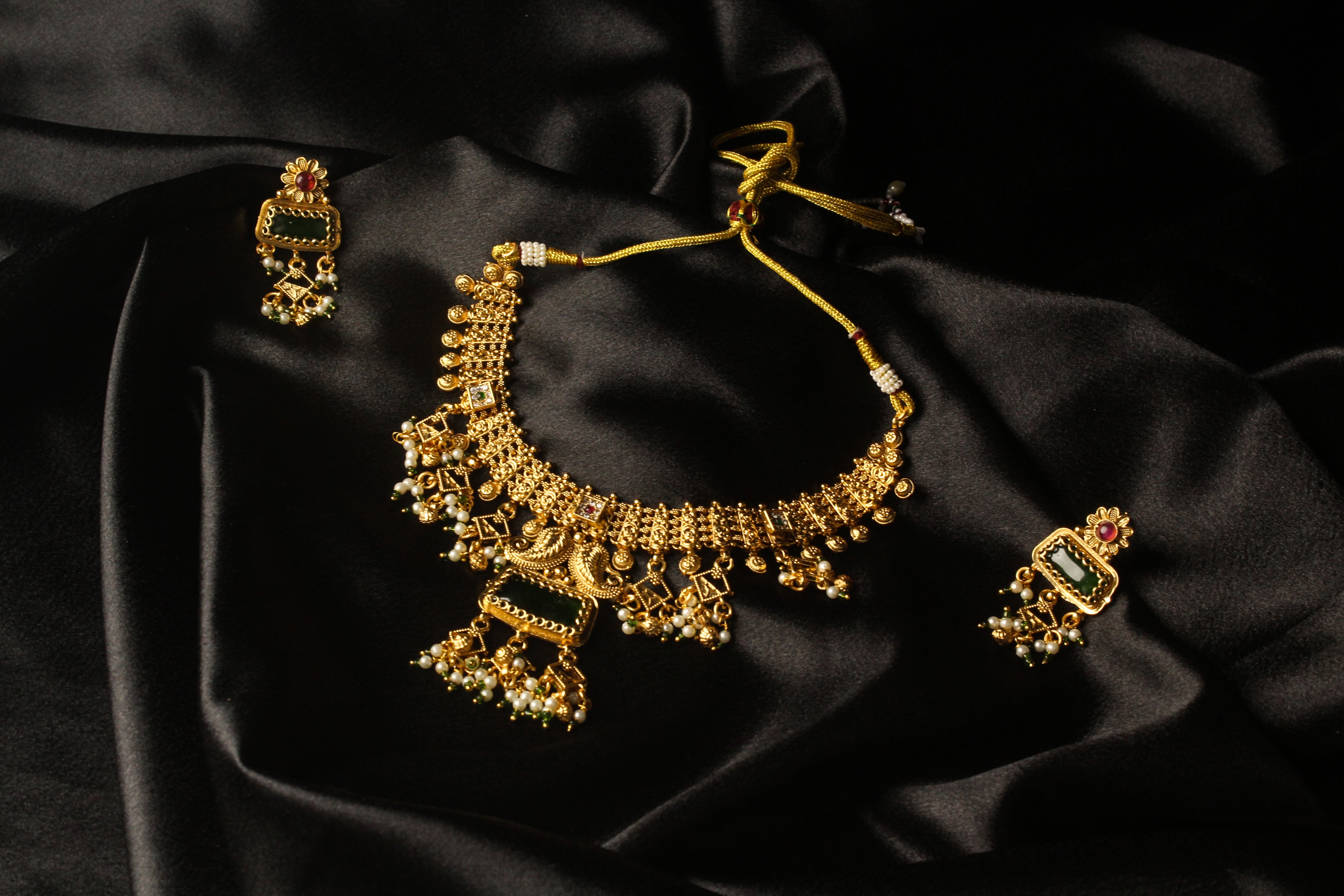 ETHENIC HERITAGE CHOKER
