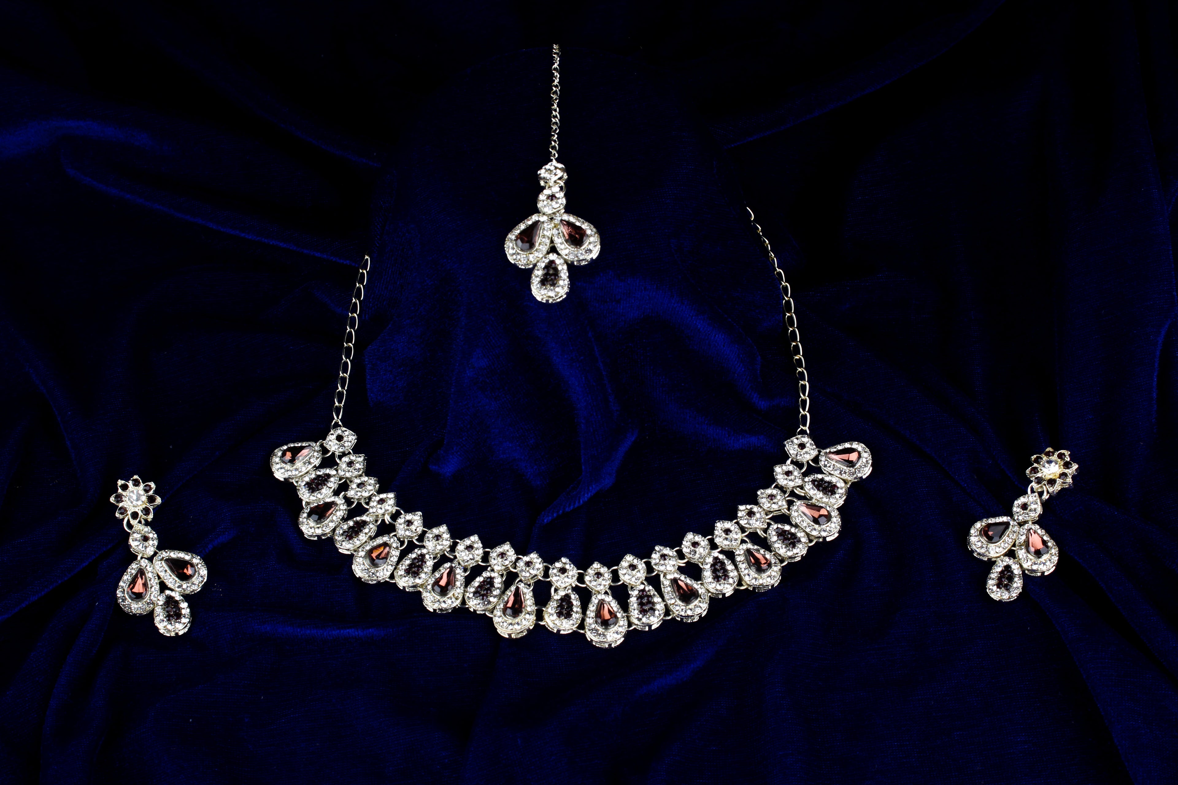 MAROON CLASSIC CHOKER LINK NECKLACE