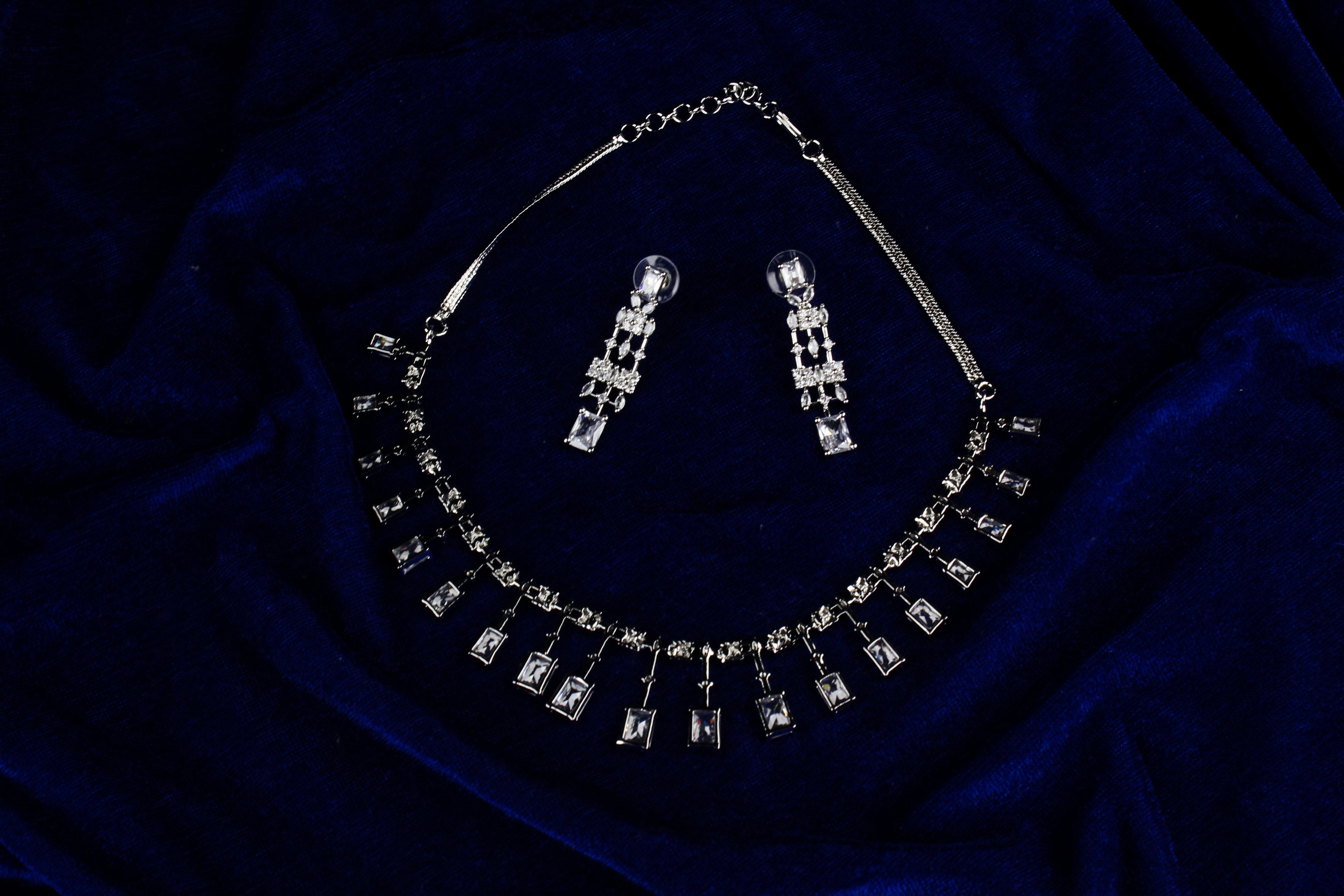 SLEEK CUBIC ZIRCONA [CZ] NECKLACE