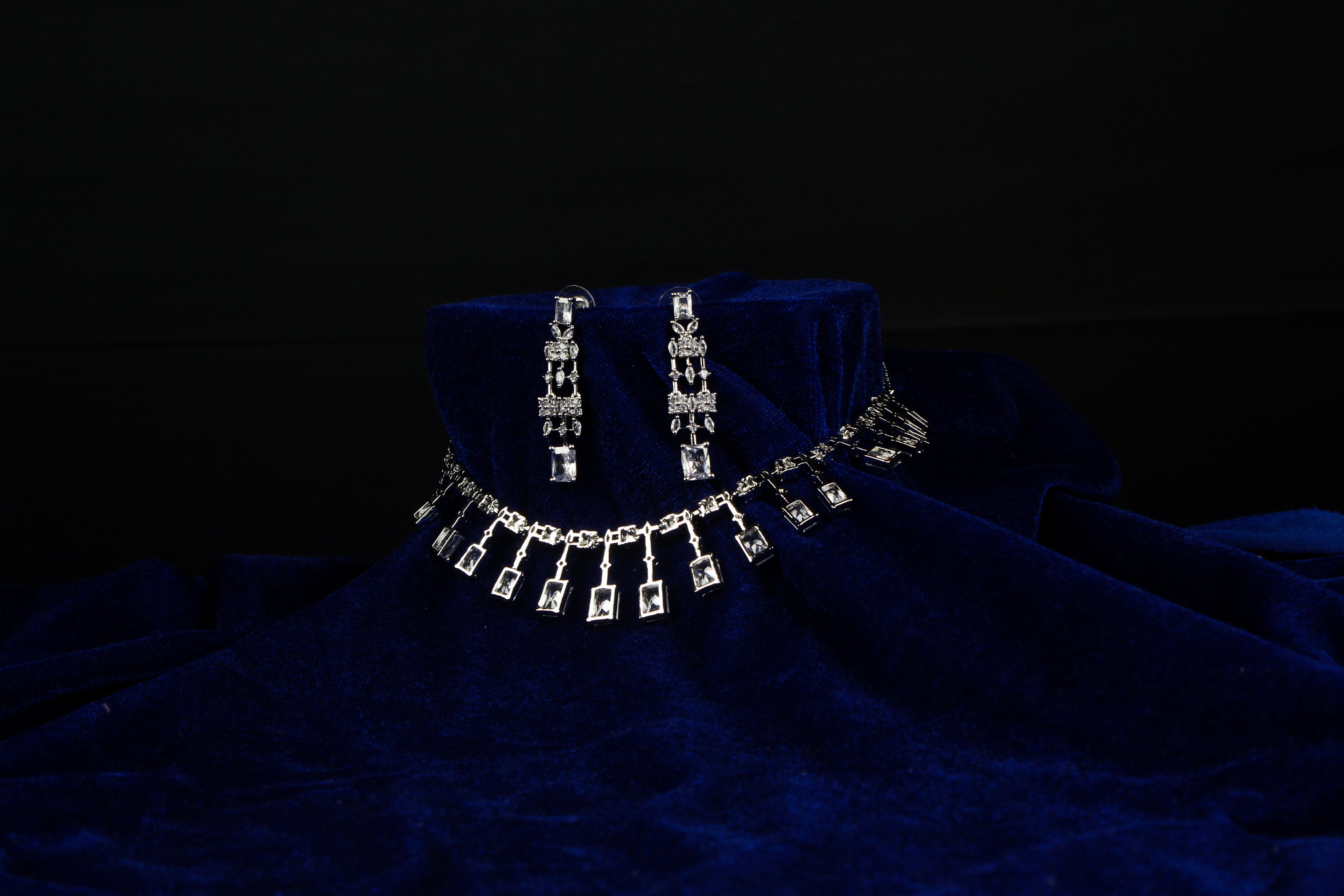 SLEEK CUBIC ZIRCONA [CZ] NECKLACE